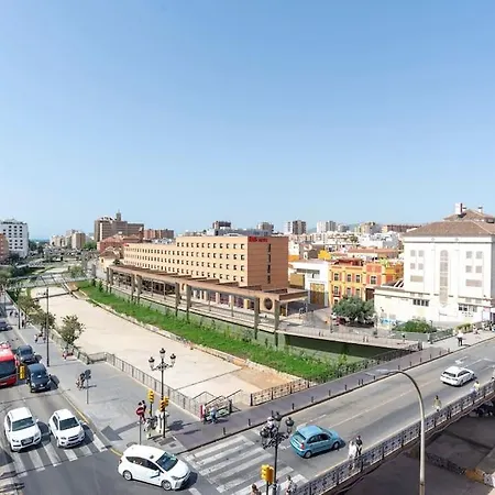 Apartment Tribuna I By Ele Apartmens Malaga